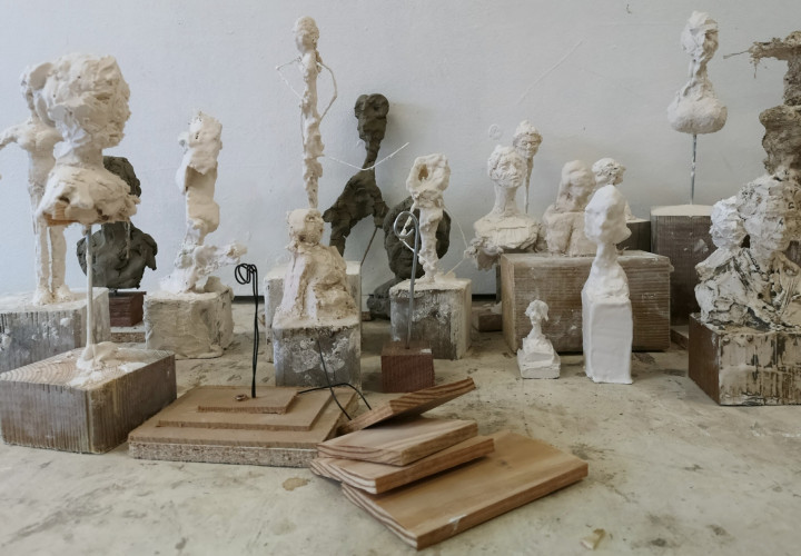 Academie Arendonk opleiding volwassenen Deeltijds Kunstonderwijs DKO Beeldende en Audiovisuele Kunsten BAK langlopende studierichting 4de graad optie Beeldhouwen en Ruimtelijke kunst